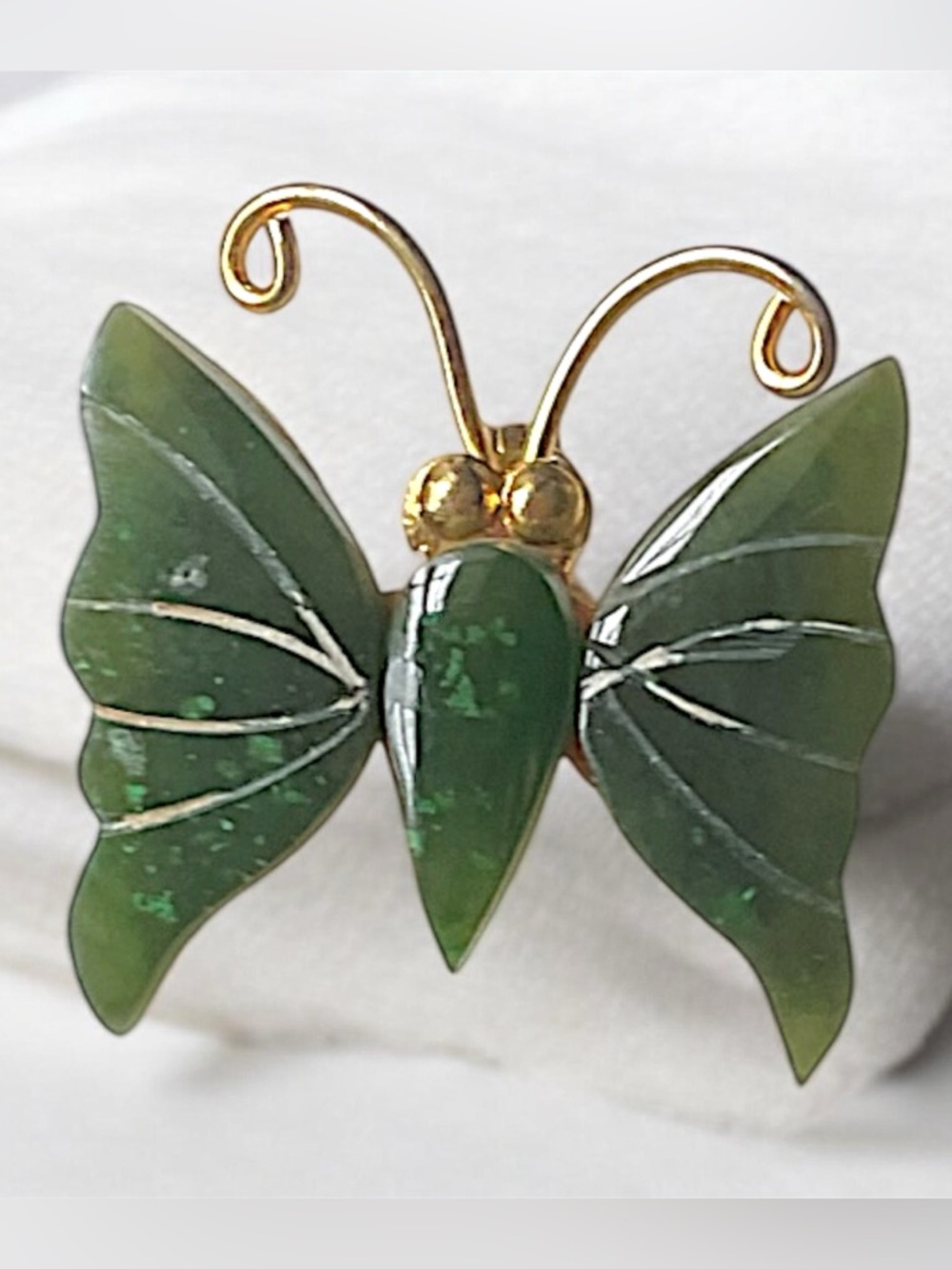Vintage Nephrite Jade Butterfly Brooch Pendant Gold Tone
